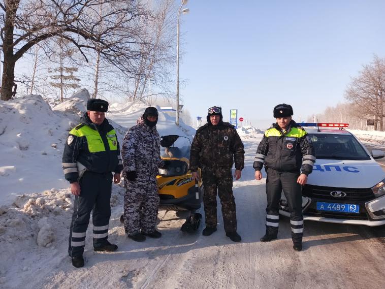 Государственная  инспекция по  надзору  за техническим  состоянием самоходных машин и других видов техники  Самарской области проводит профилактическую работу по безопасной эксплуатации снегоходов