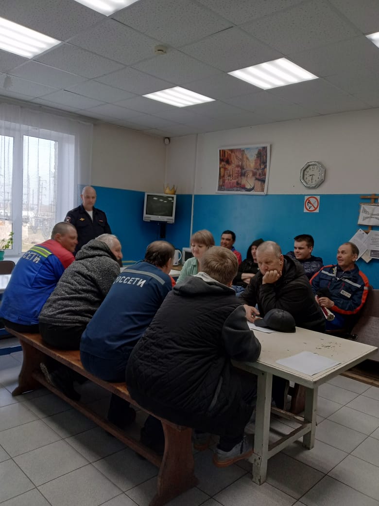 В целях предупреждения дорожно-транспортных происшествий командир отделения ДПС ГИБДД МО МВД России «Клявлинский» В целях предупреждения дорожно-транспортных происшествий командир отделения ДПС ГИБДД МО МВД России «Клявлинский»
