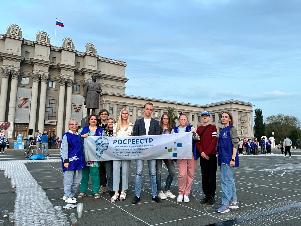 Самарский Росреестр принял участие в международной акции «Огненные картины войны», посвященной Дню памяти и скорби