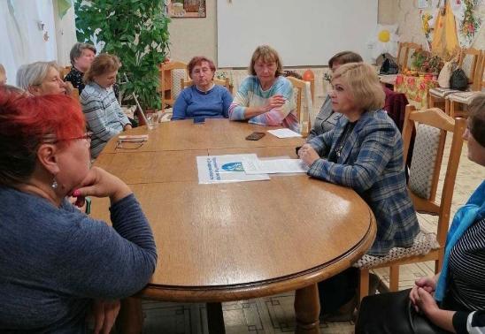 Сотрудники территориальных отделов самарского Росреестра ответили на вопросы пожилых граждан Сотрудники территориальных отделов самарского Росреестра ответили на вопросы пожилых граждан