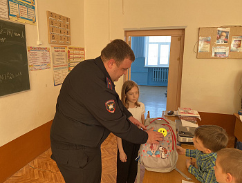 Госавтоинспекторы провели профилактическую акцию «Будь заметен!»