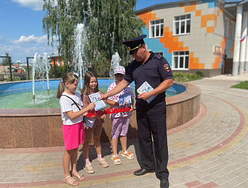 В Клявлинском районе  сотрудники Госавтоинспекции провели профилактическую акцию "Безопасное лето"
